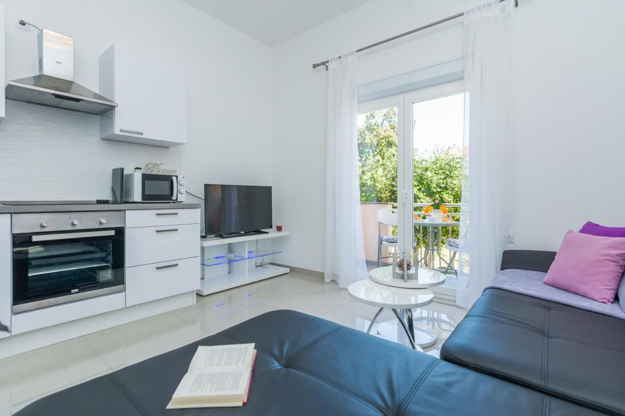 Apartments Marko Sukošan Buitenkant foto